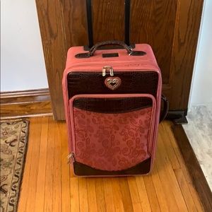 Brighton 22 rolling suitcase.